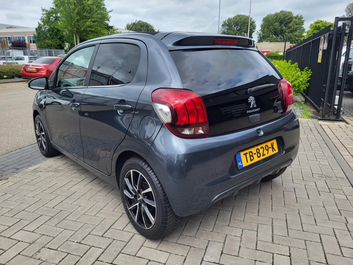 Peugeot