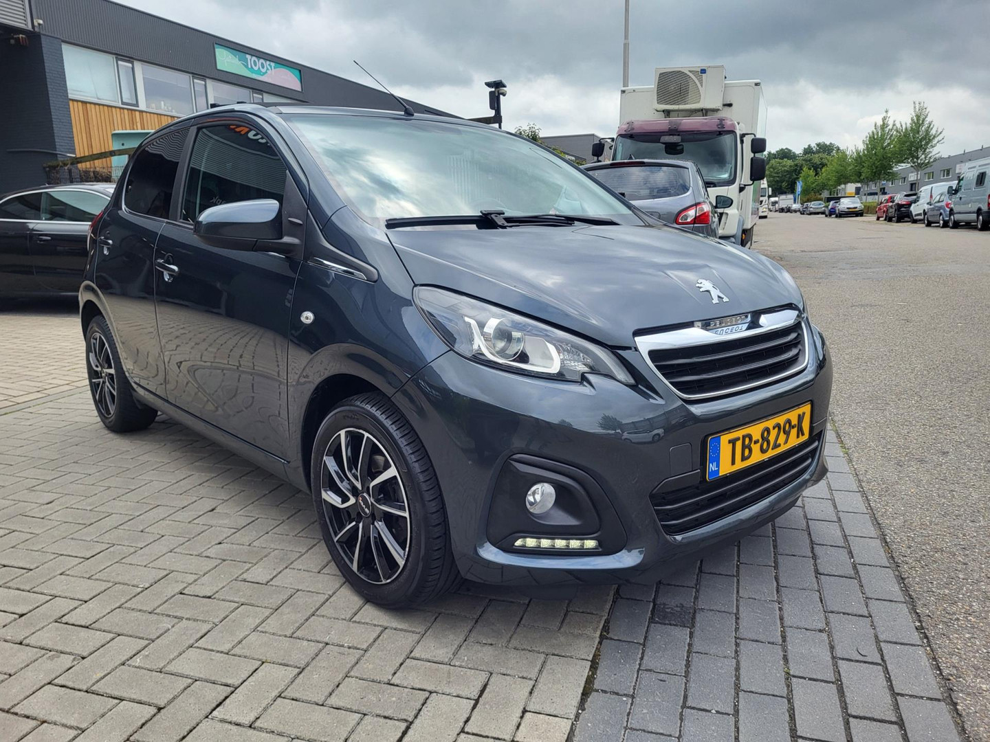 Peugeot