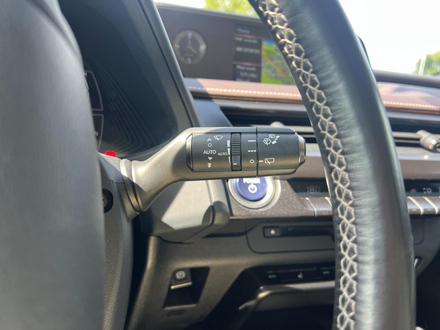 Lexus Lexus