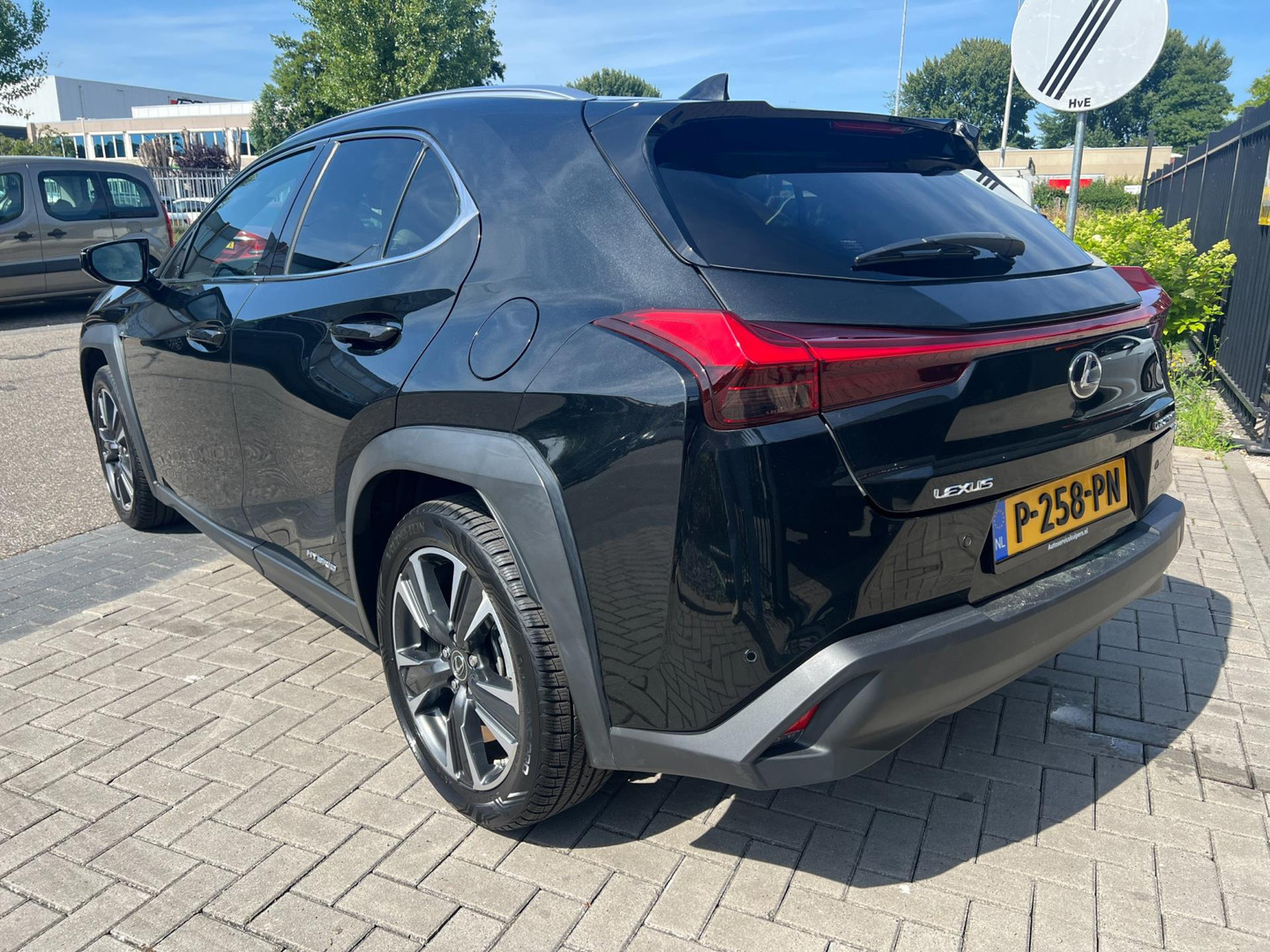 Lexus Lexus