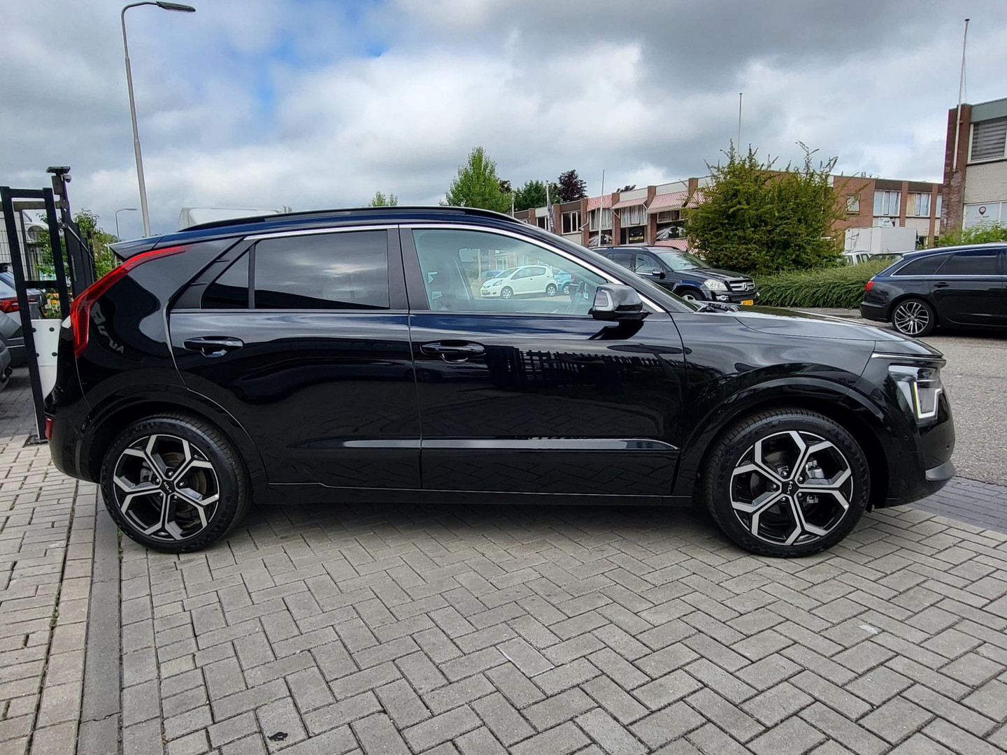 Kia