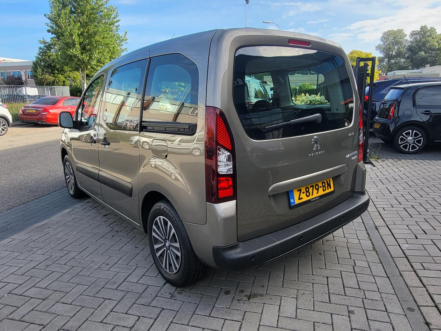 Peugeot