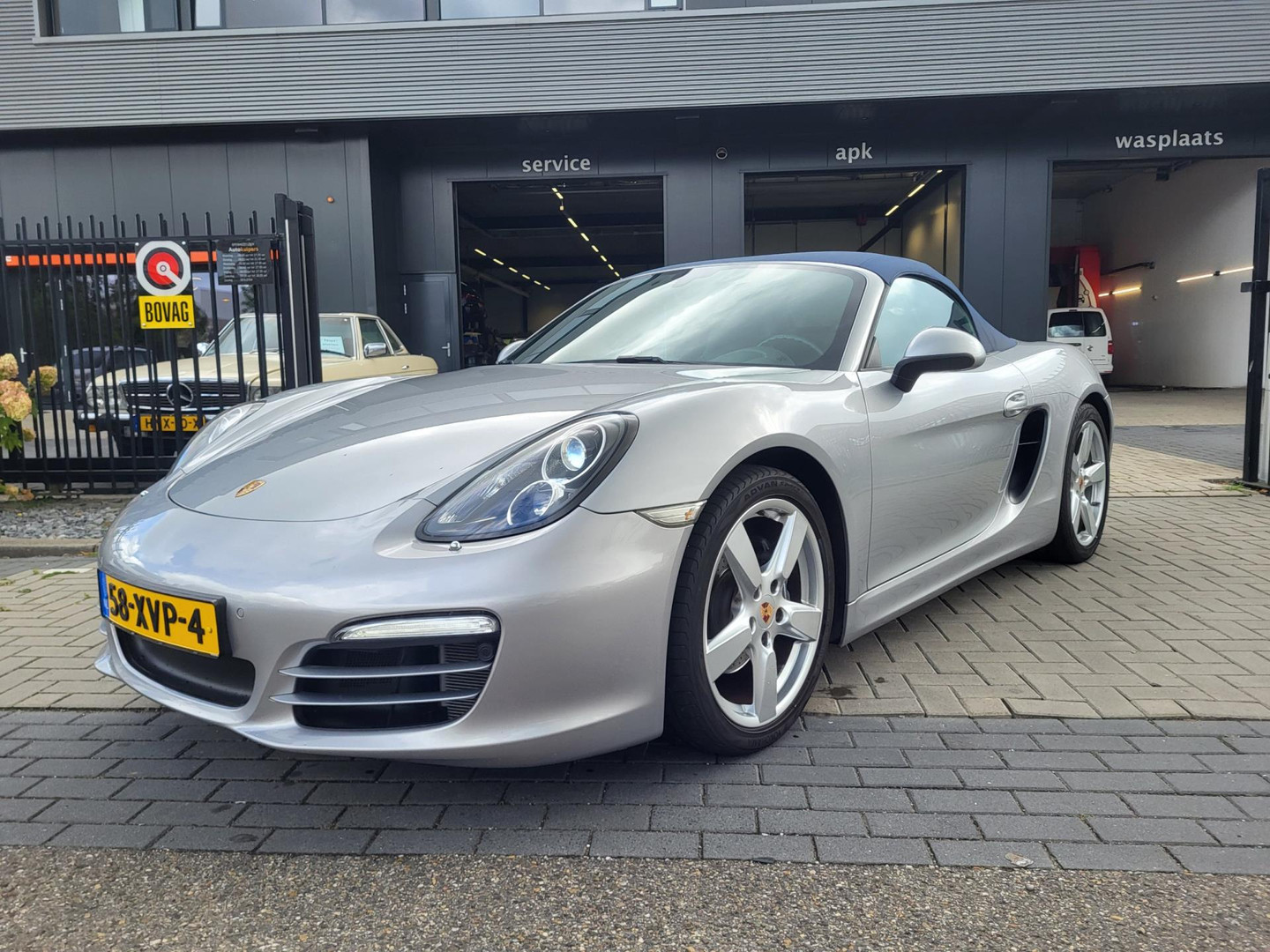 Porsche