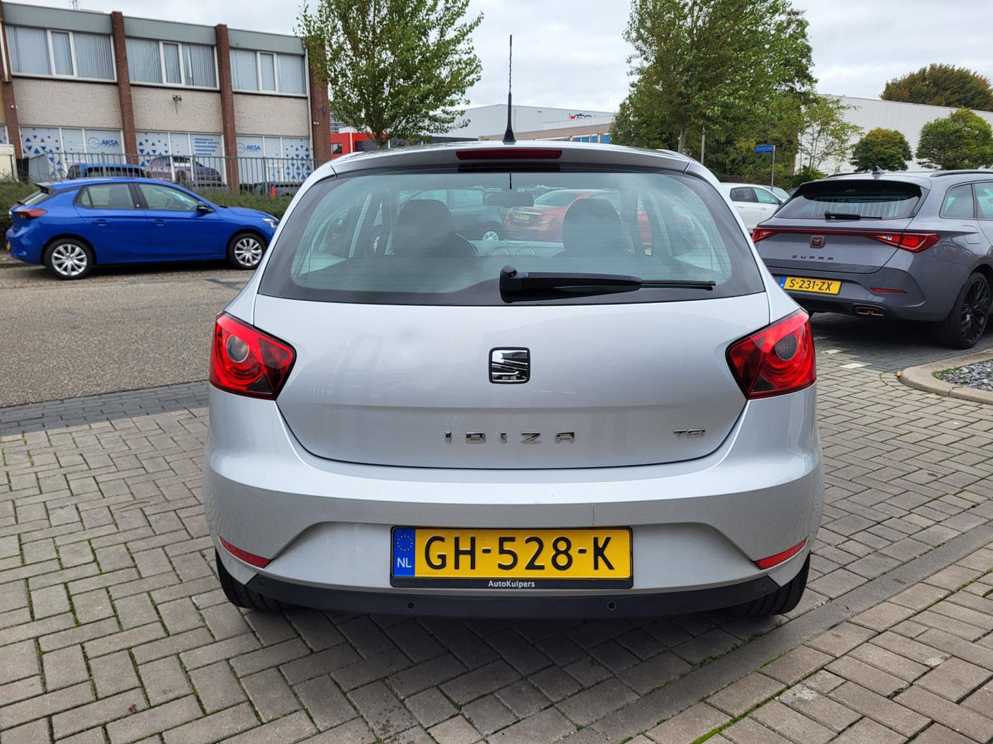 SEAT