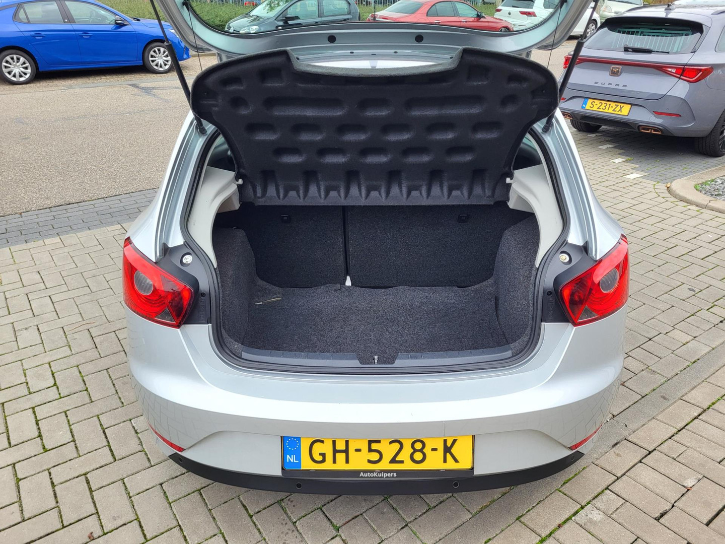SEAT
