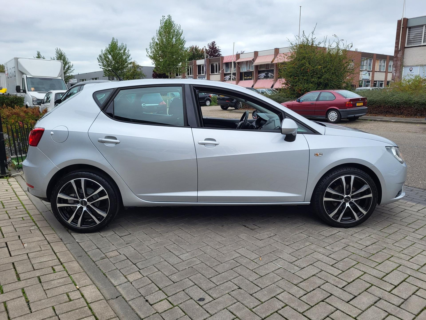 SEAT