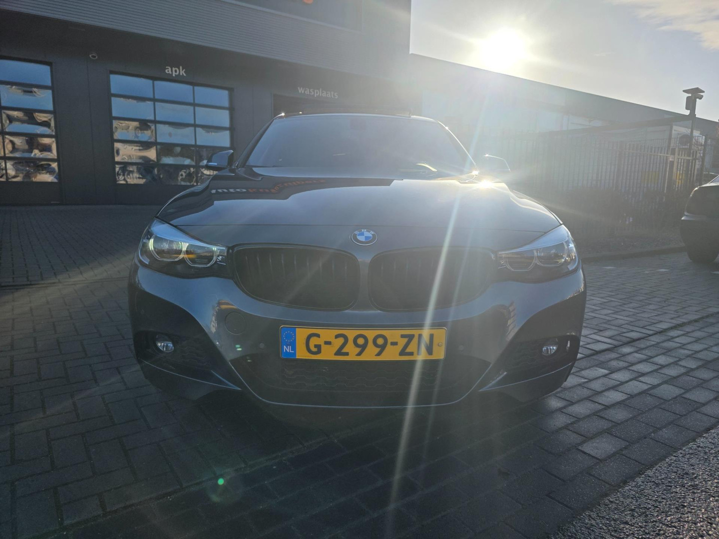 BMW