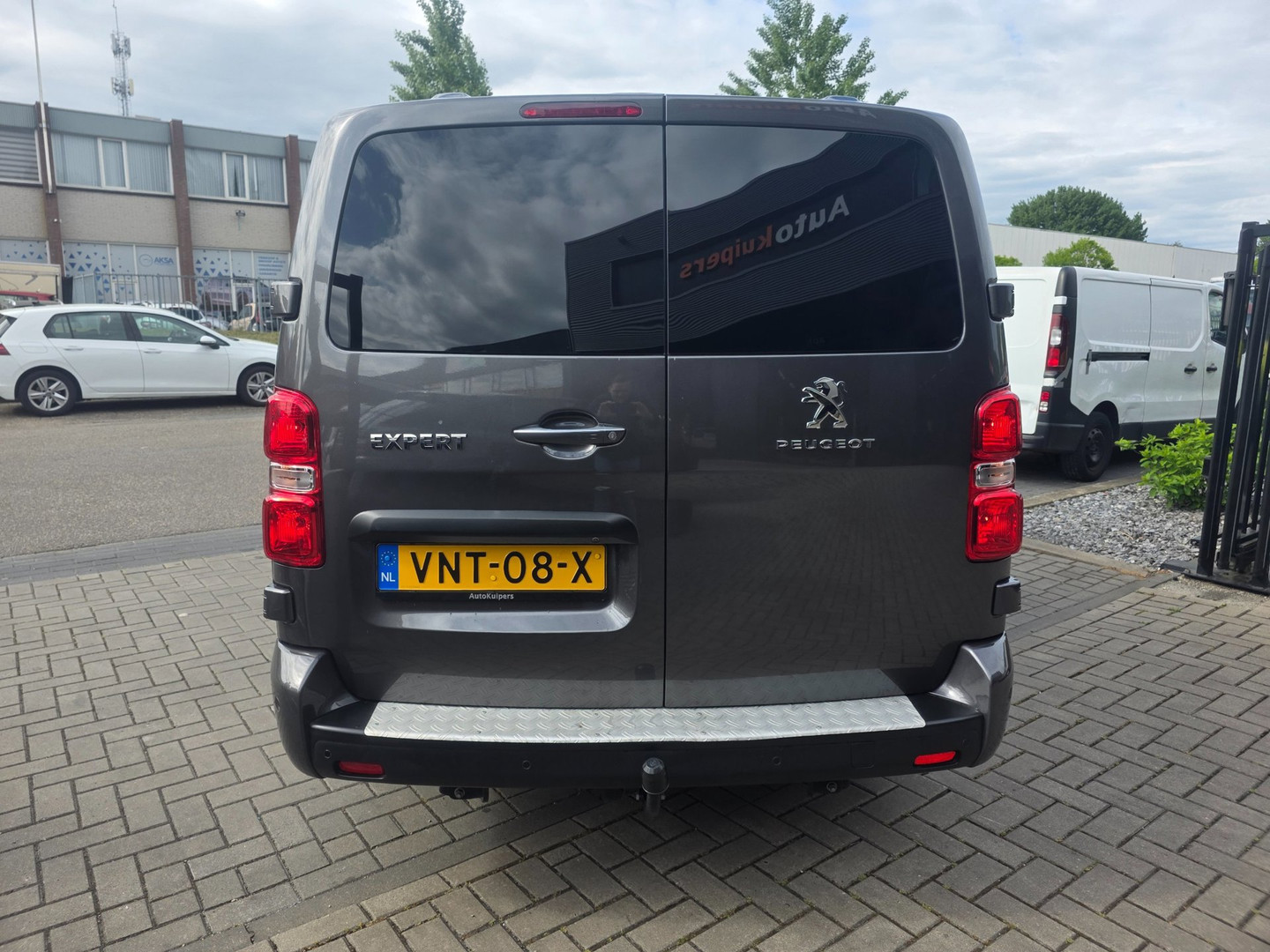 Peugeot Peugeot