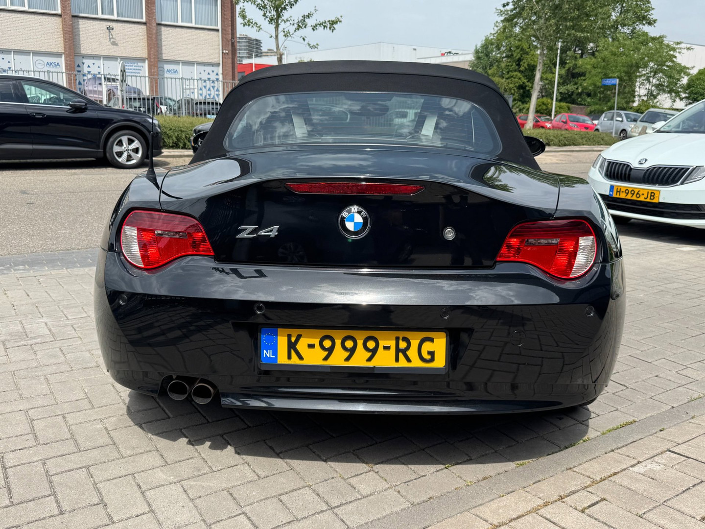BMW