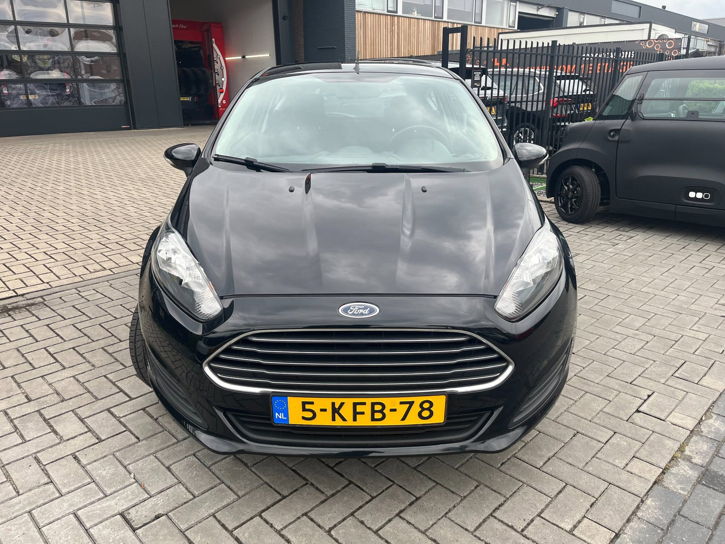 Ford