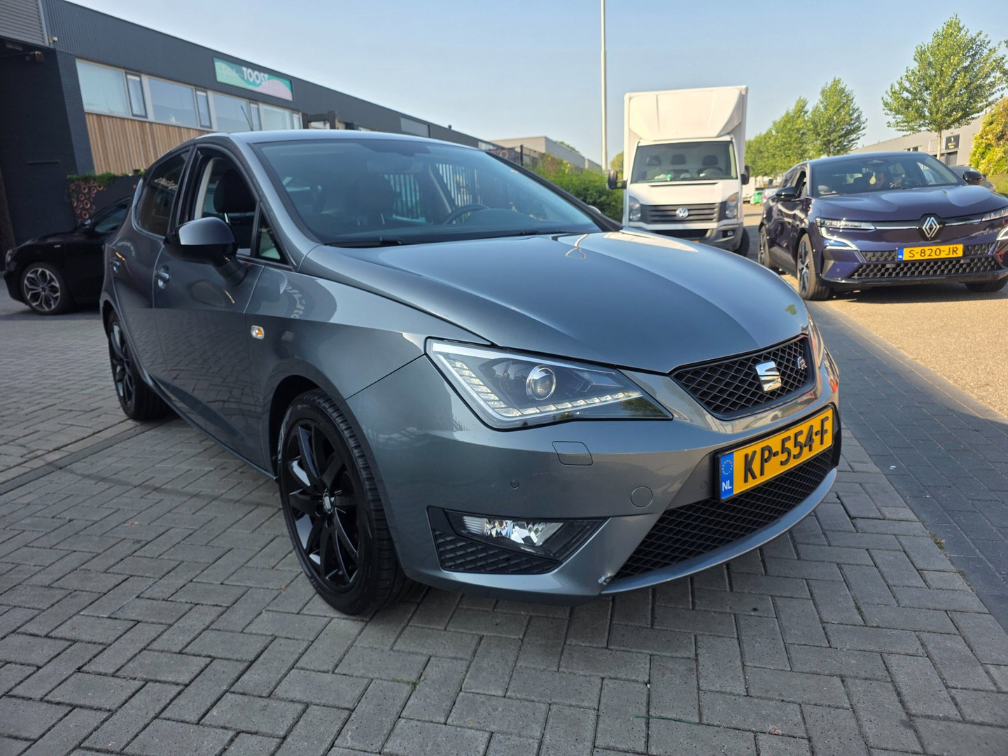 SEAT