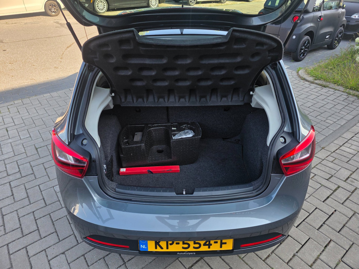 SEAT