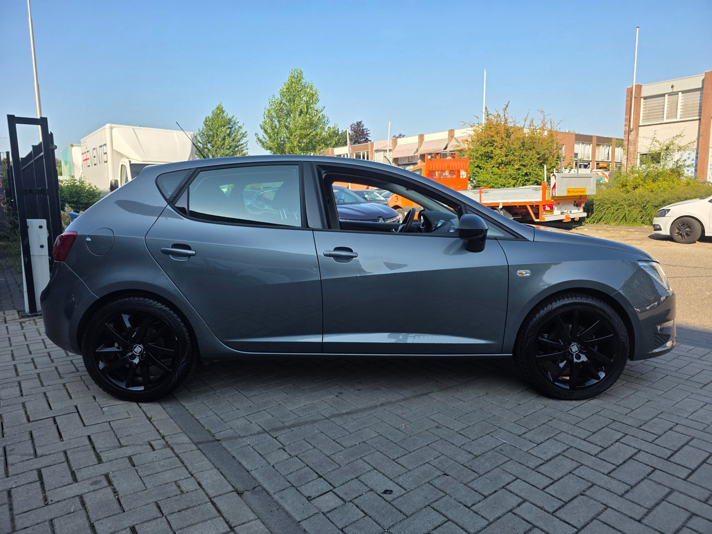 SEAT