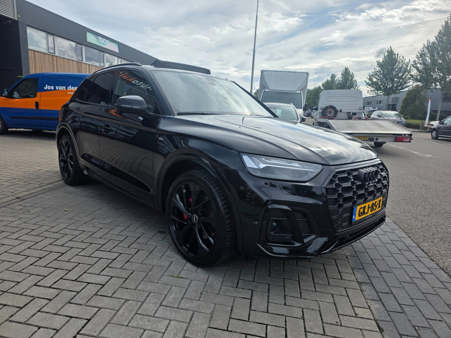 Audi