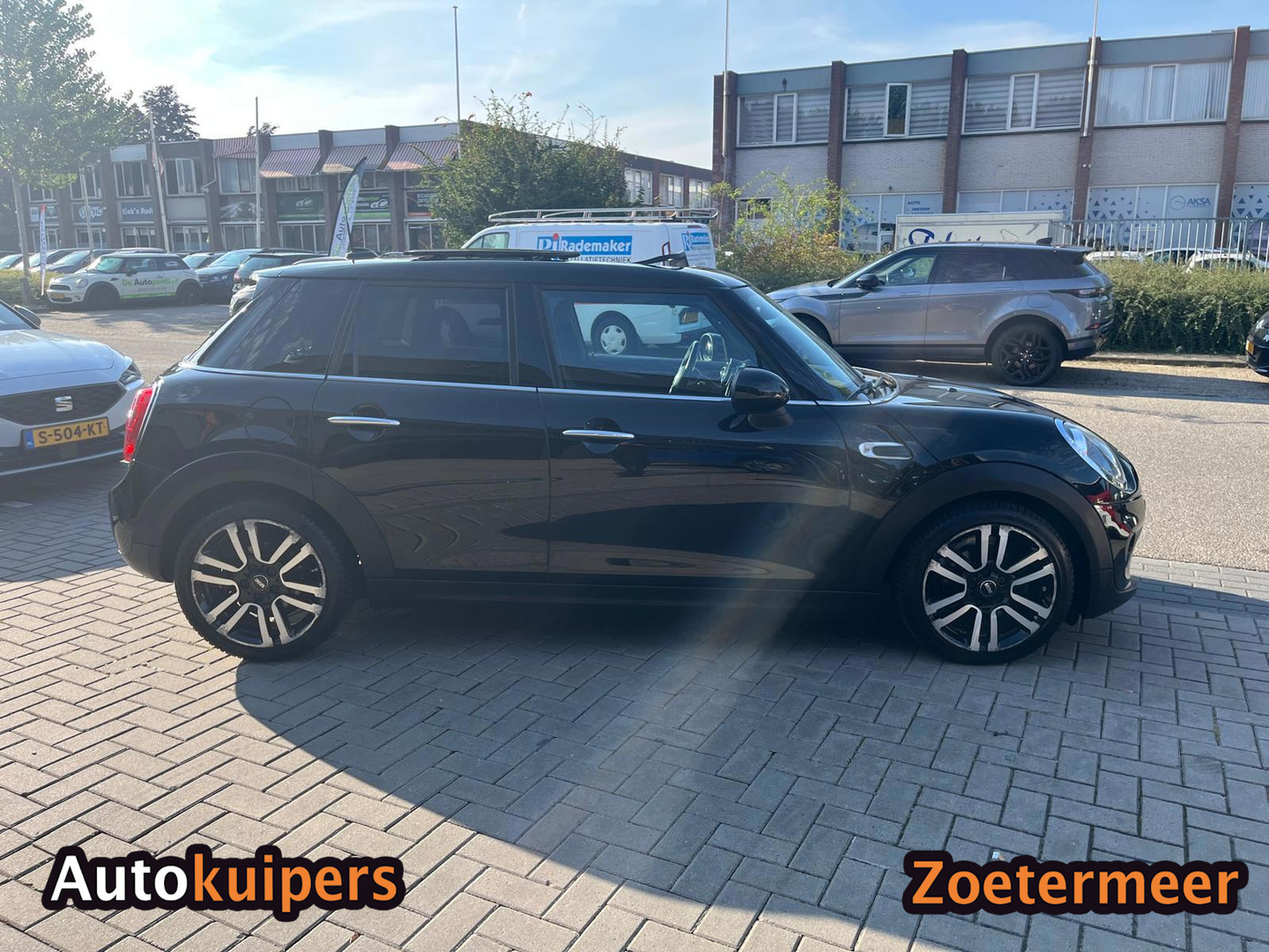 MINI