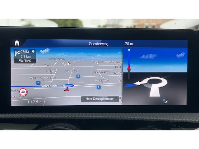 Mercedes-Benz Mercedes-Benz