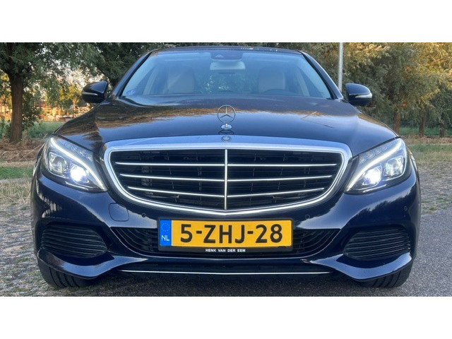 Mercedes-Benz Mercedes-Benz