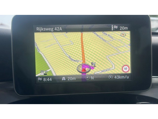 Mercedes-Benz Mercedes-Benz