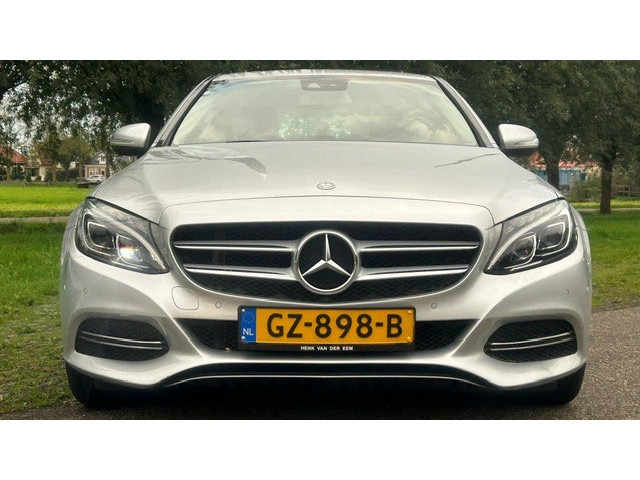 Mercedes-Benz Mercedes-Benz