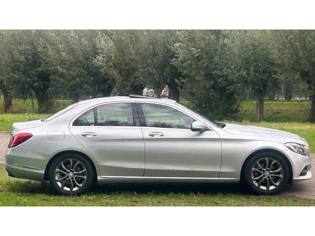 Mercedes-Benz Mercedes-Benz