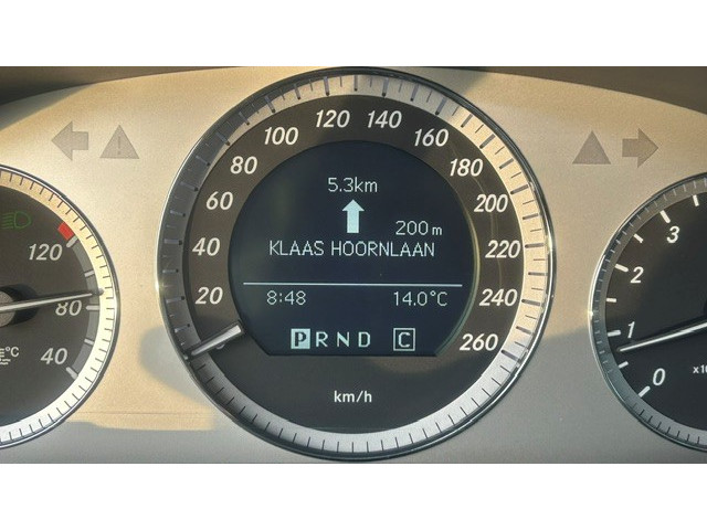 Mercedes-Benz Mercedes-Benz