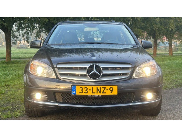 Mercedes-Benz Mercedes-Benz