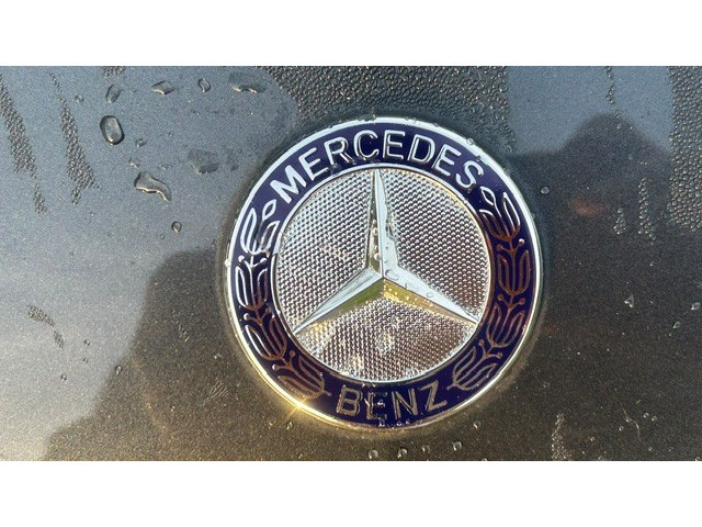 Mercedes-Benz Mercedes-Benz