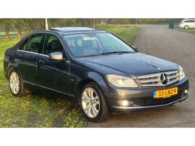 Mercedes-Benz Mercedes-Benz