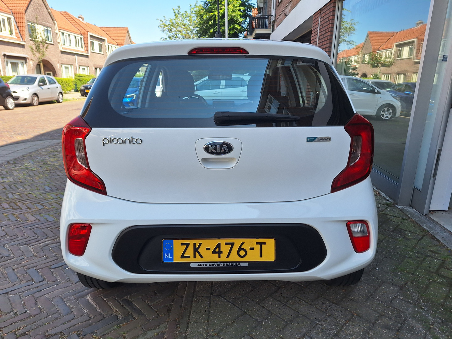 Kia