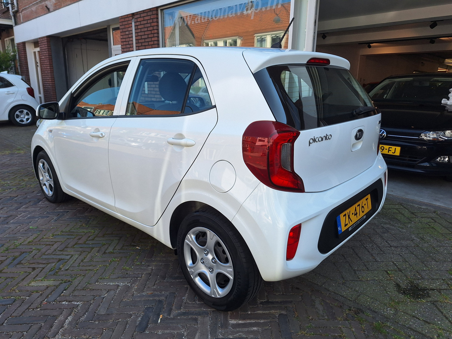 Kia
