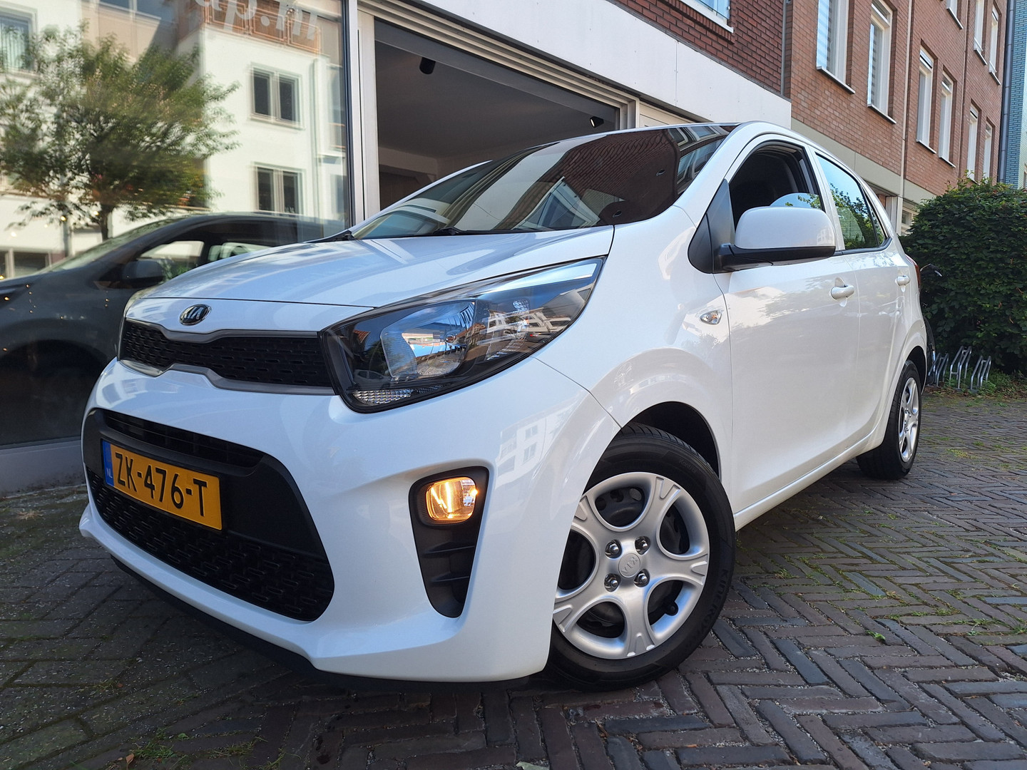 Kia