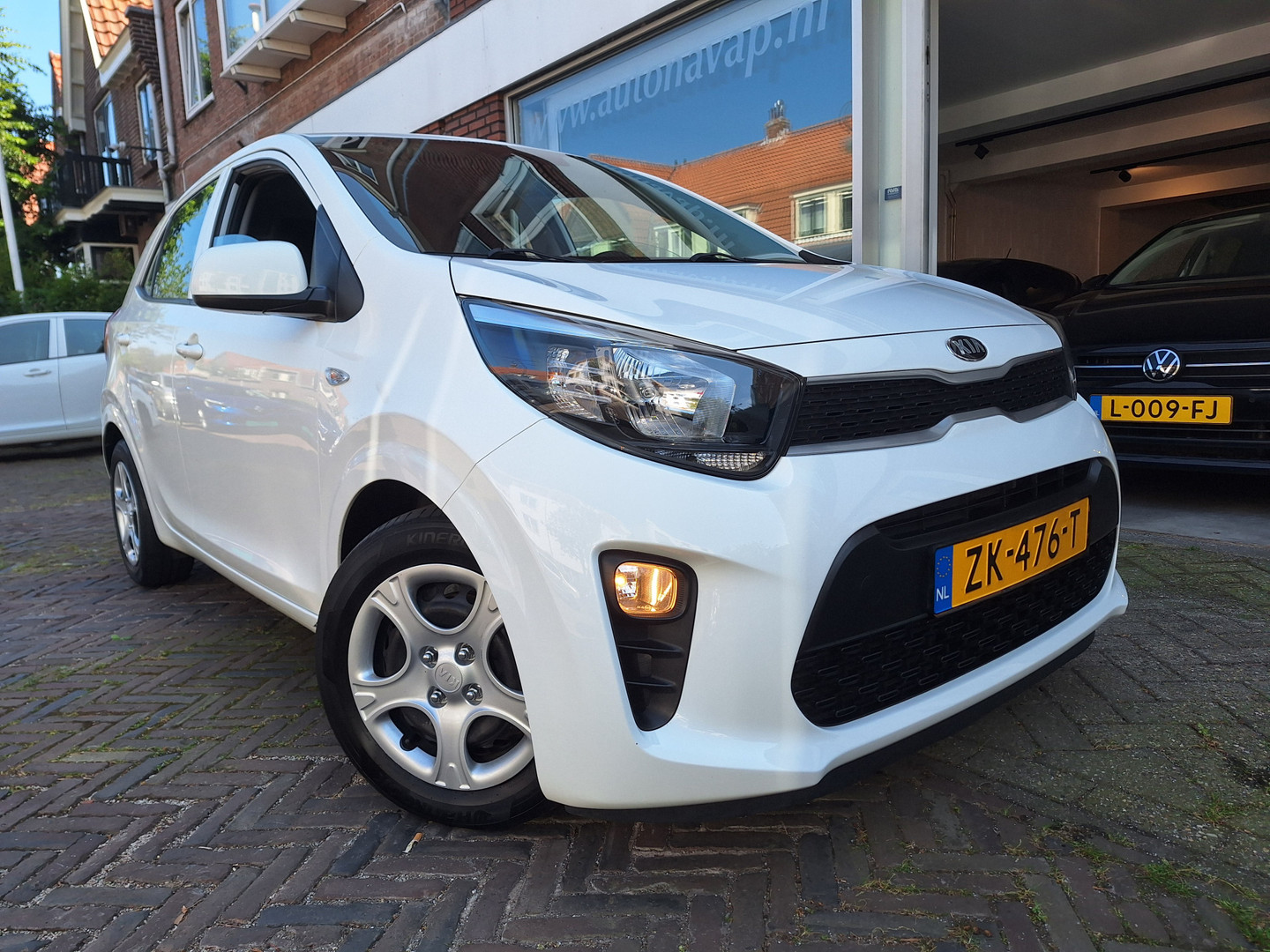 Kia