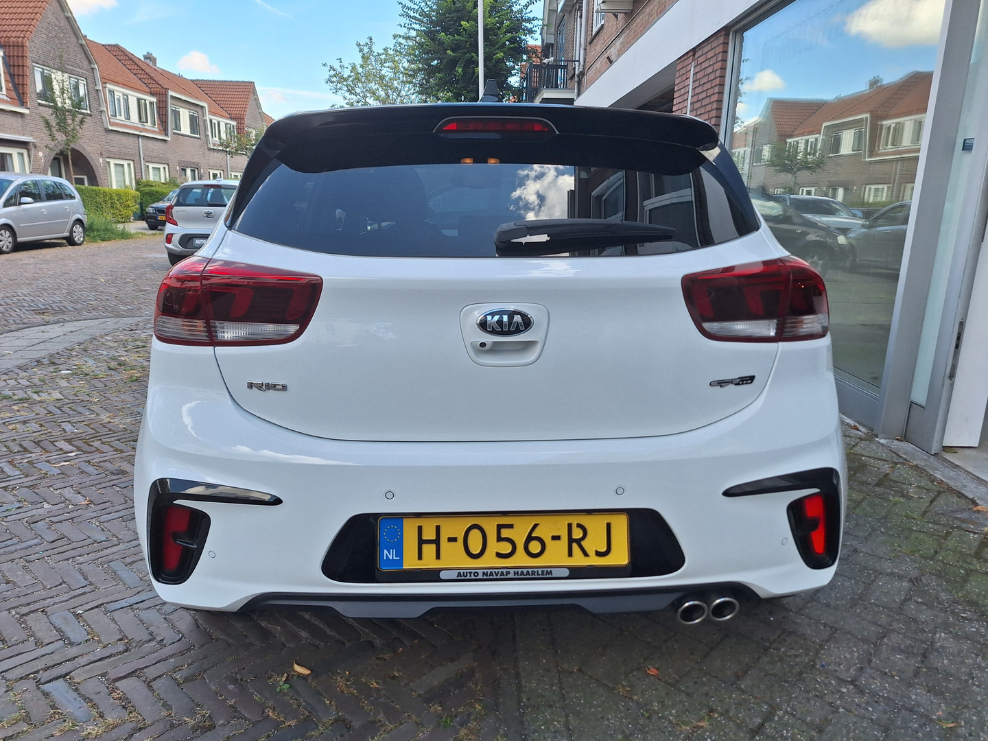Kia