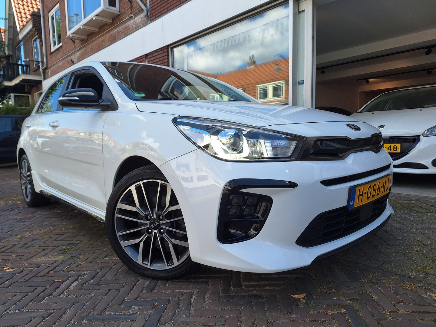 Kia