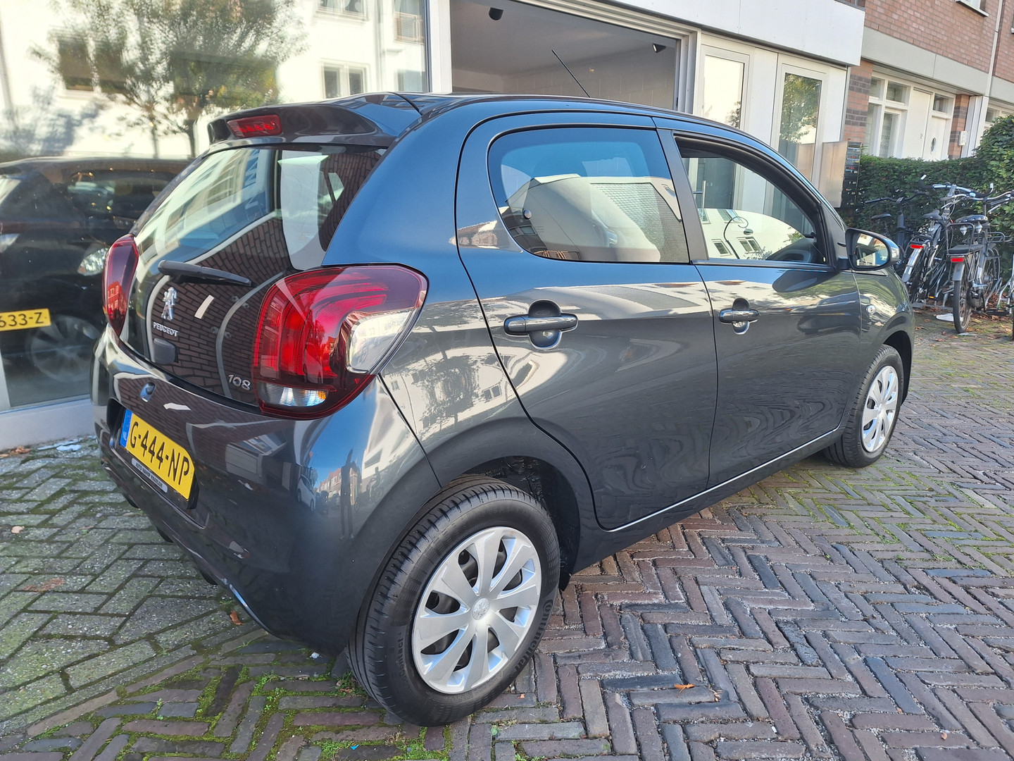 Peugeot