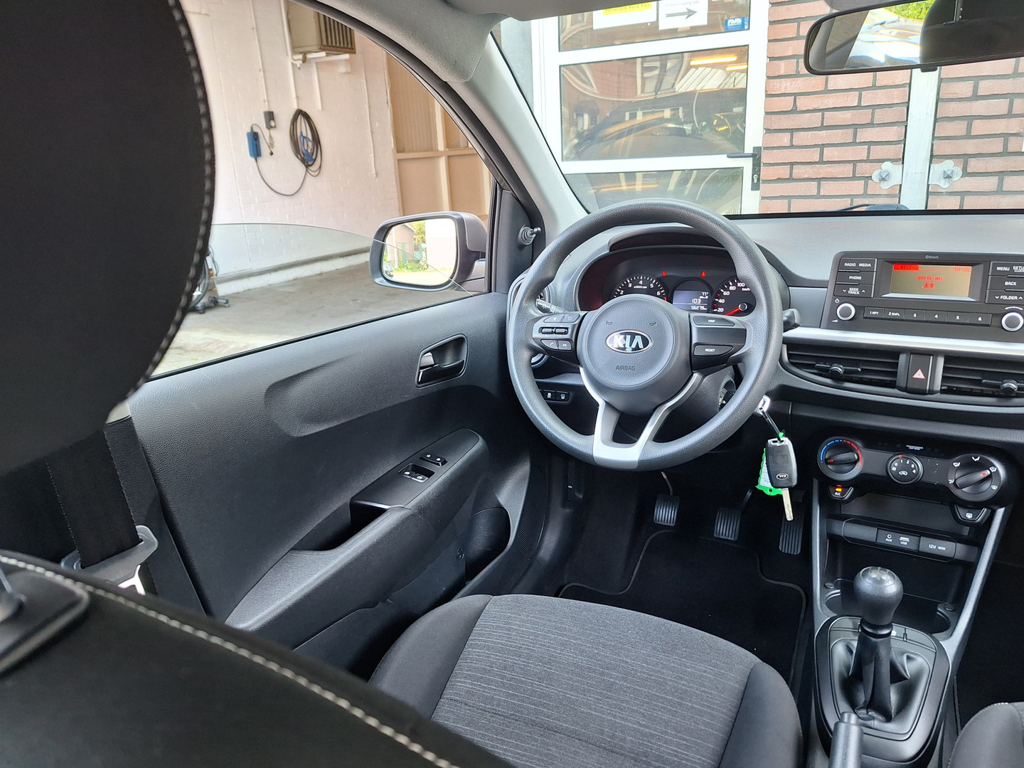 Kia