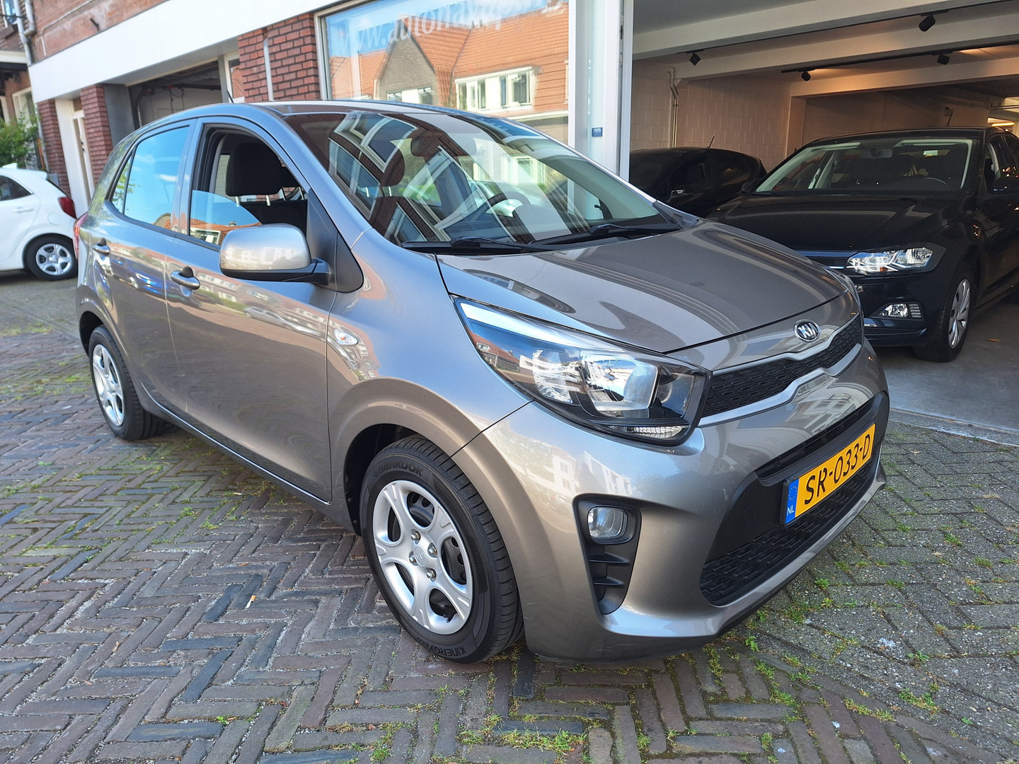 Kia