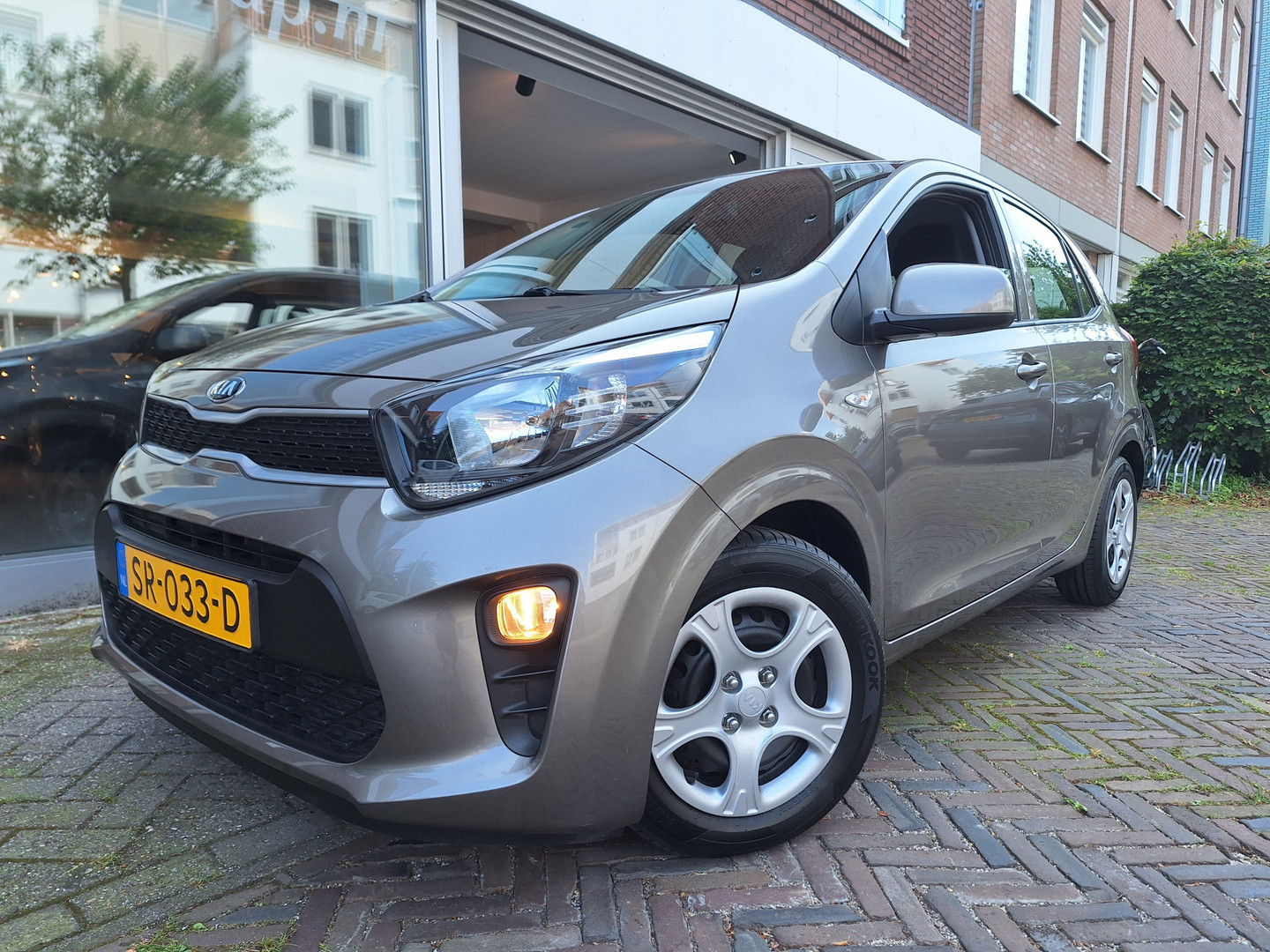 Kia