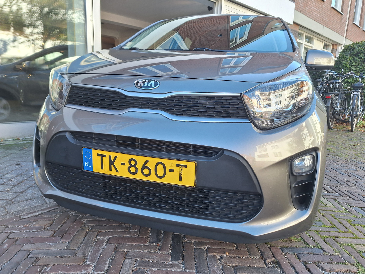Kia