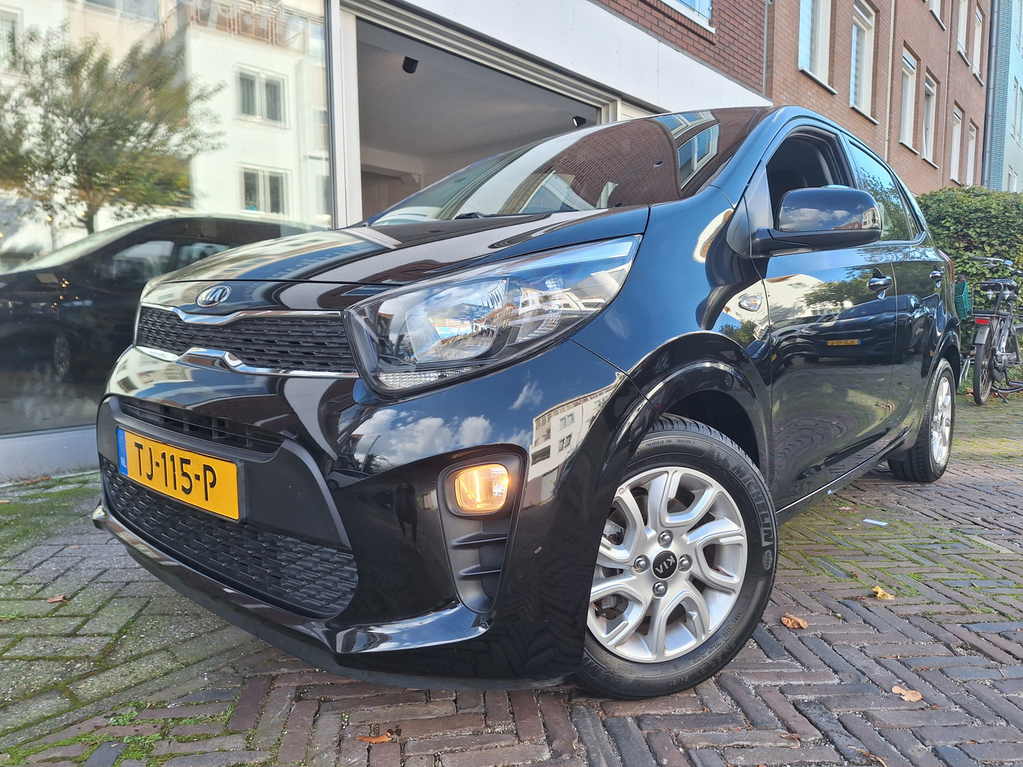Kia
