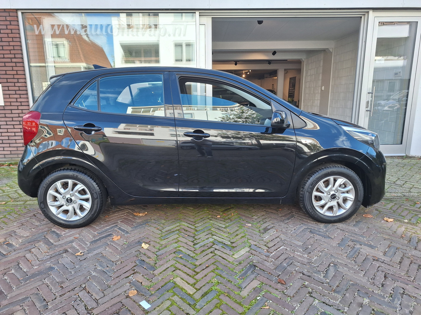 Kia