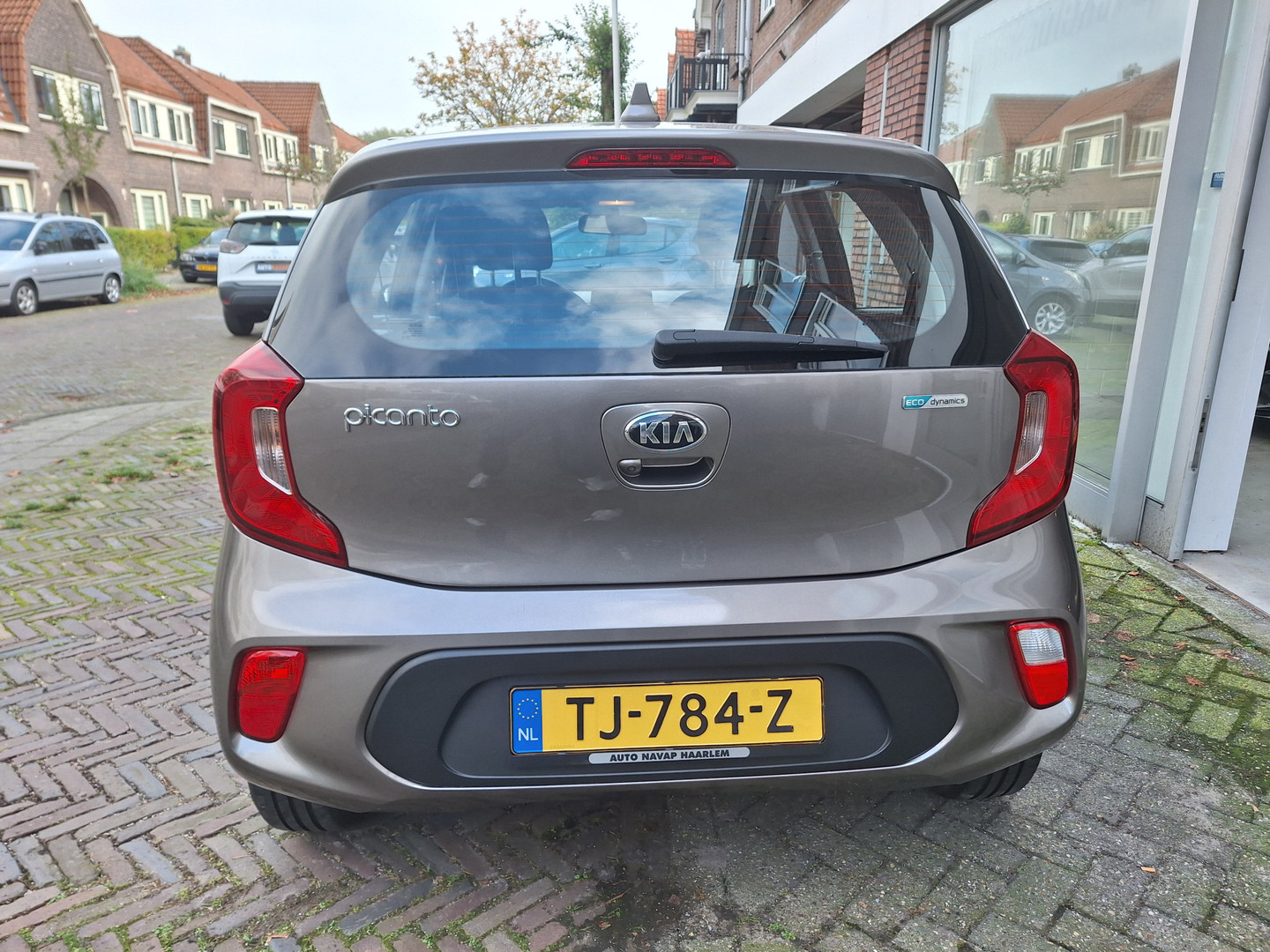 Kia