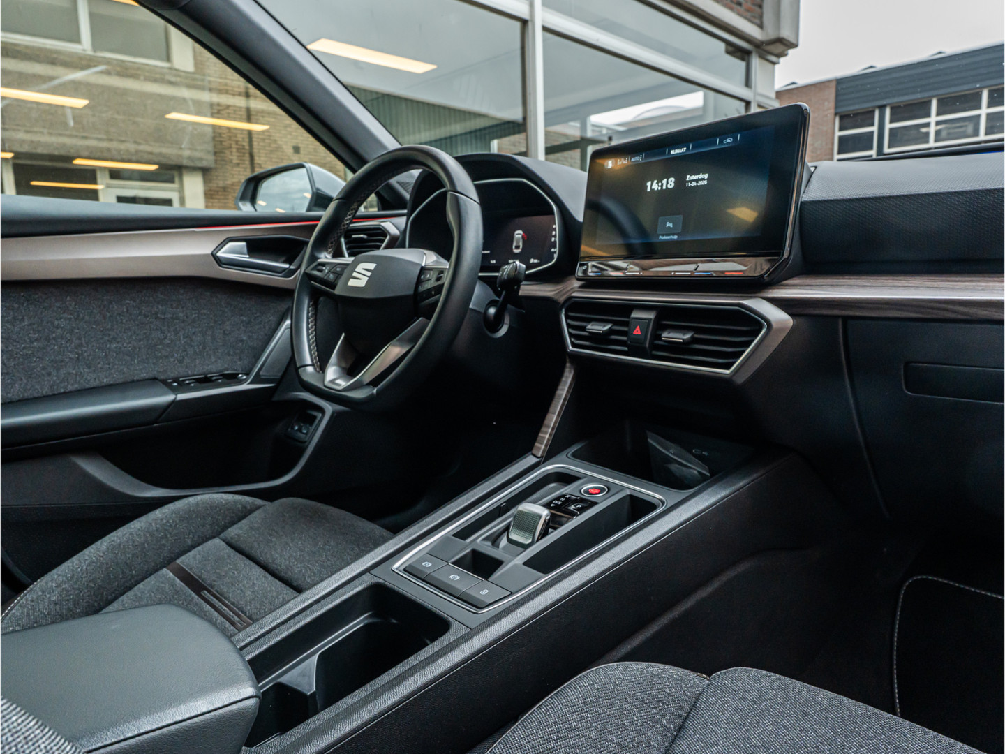 SEAT SEAT