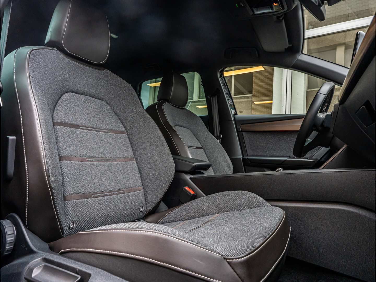 SEAT SEAT