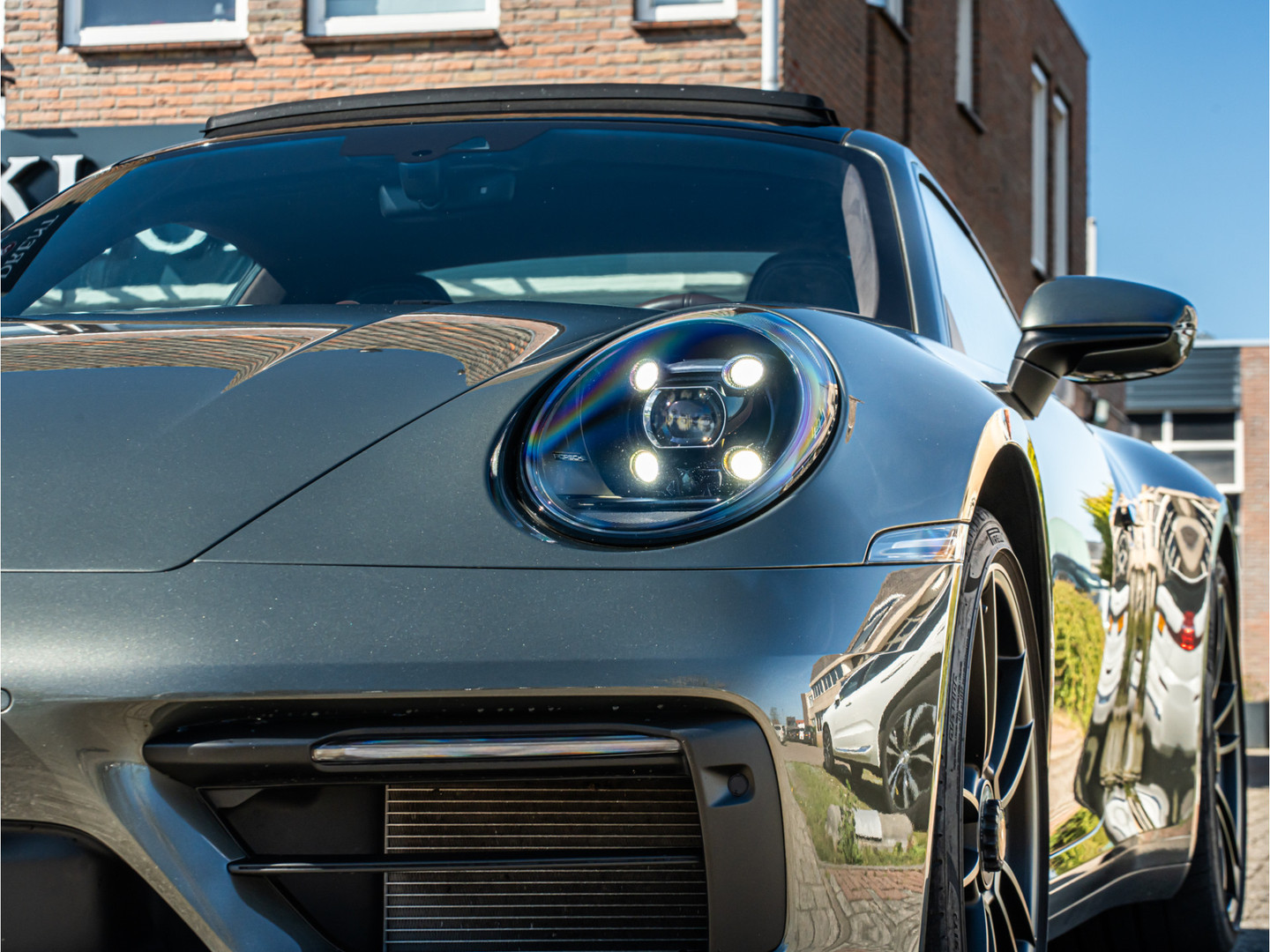 Porsche