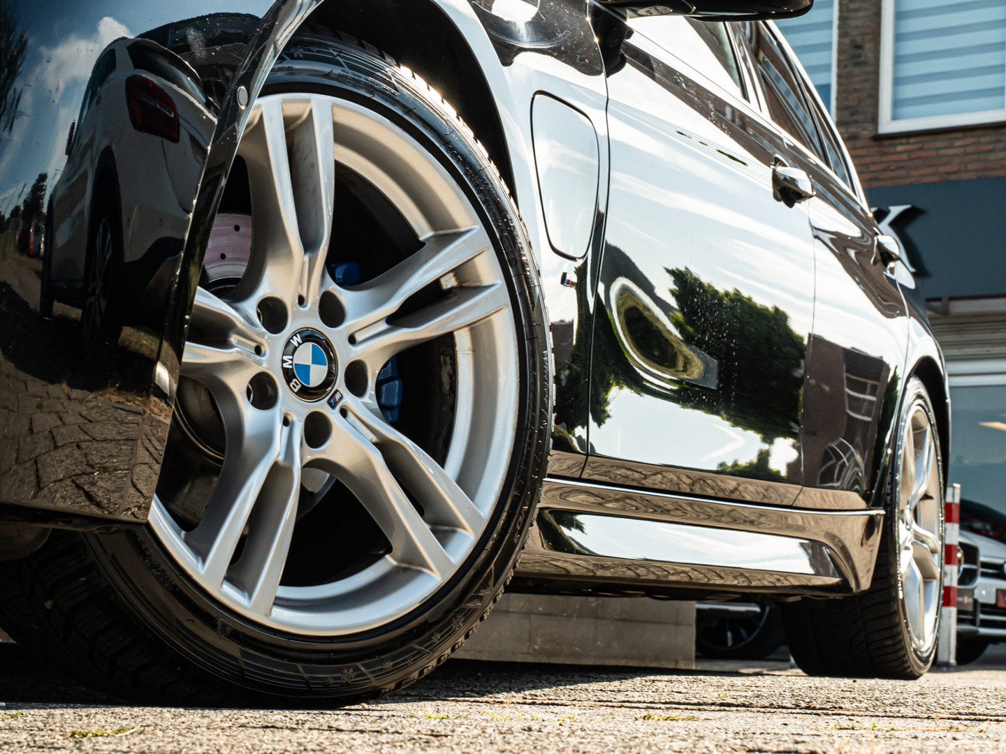 BMW