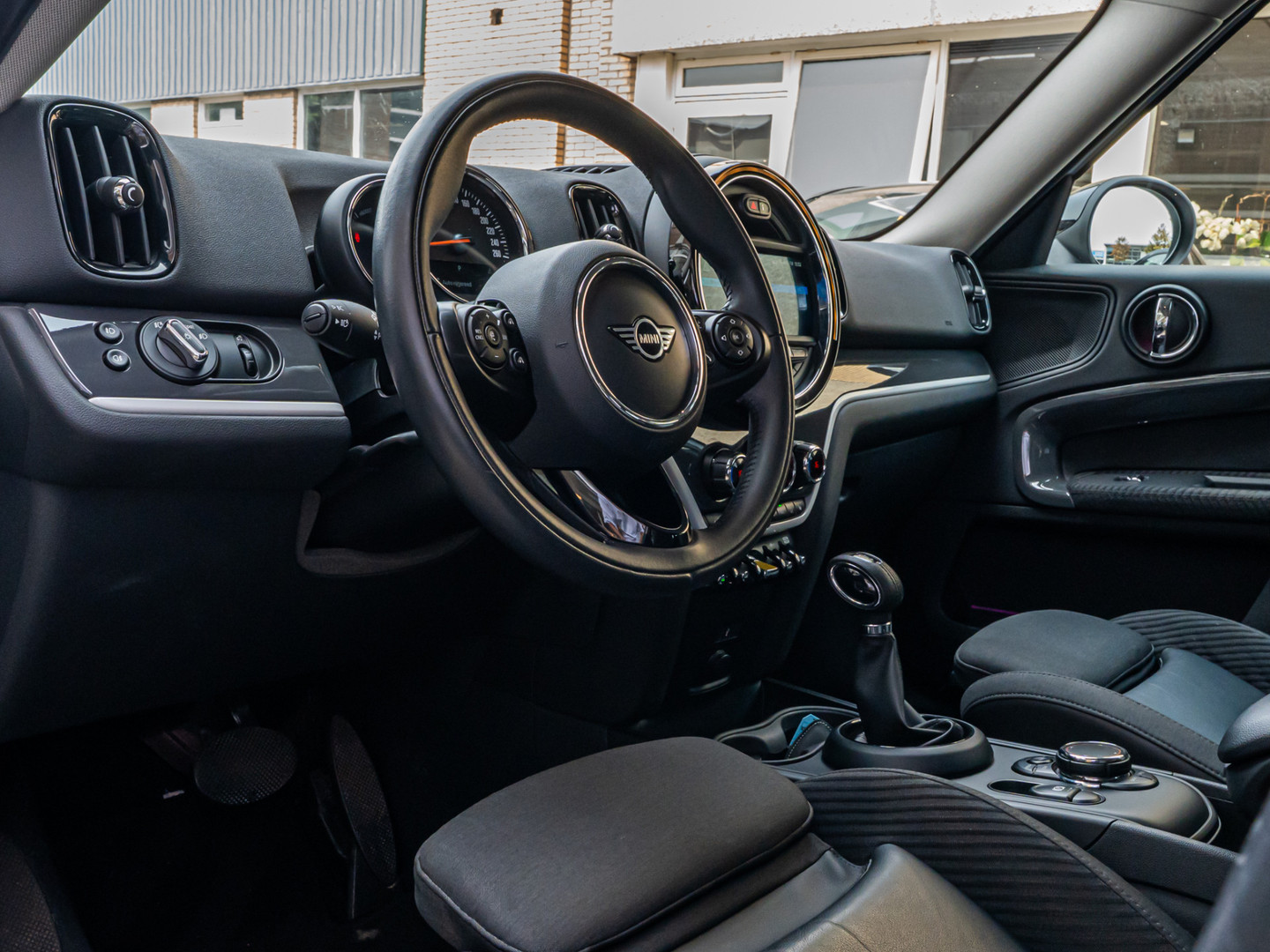 MINI