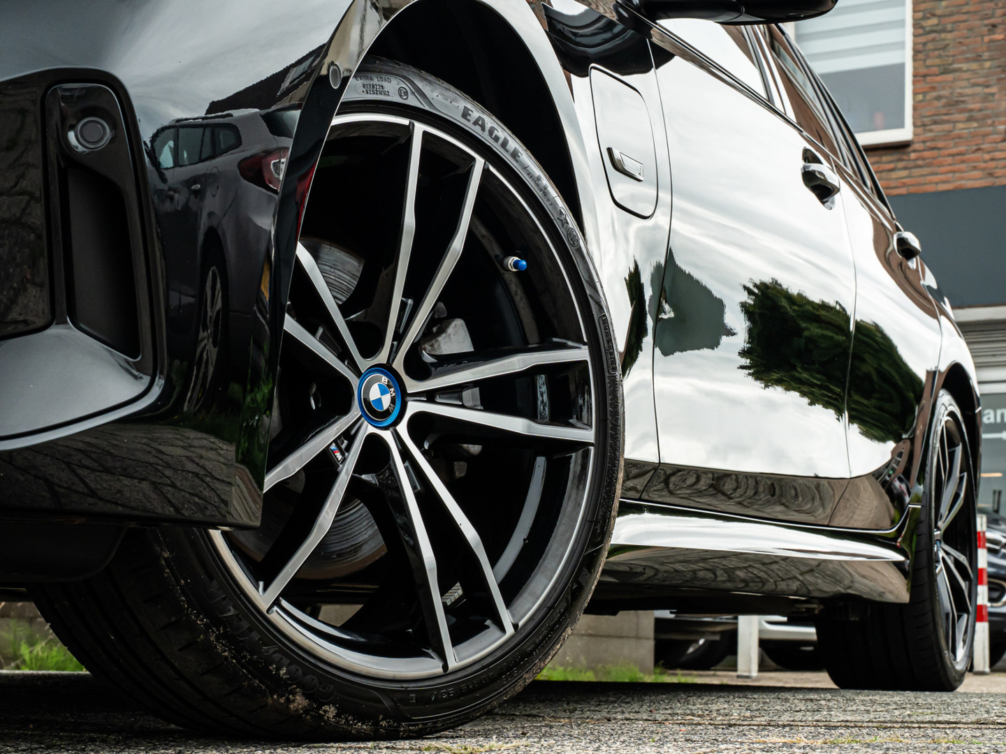 BMW BMW