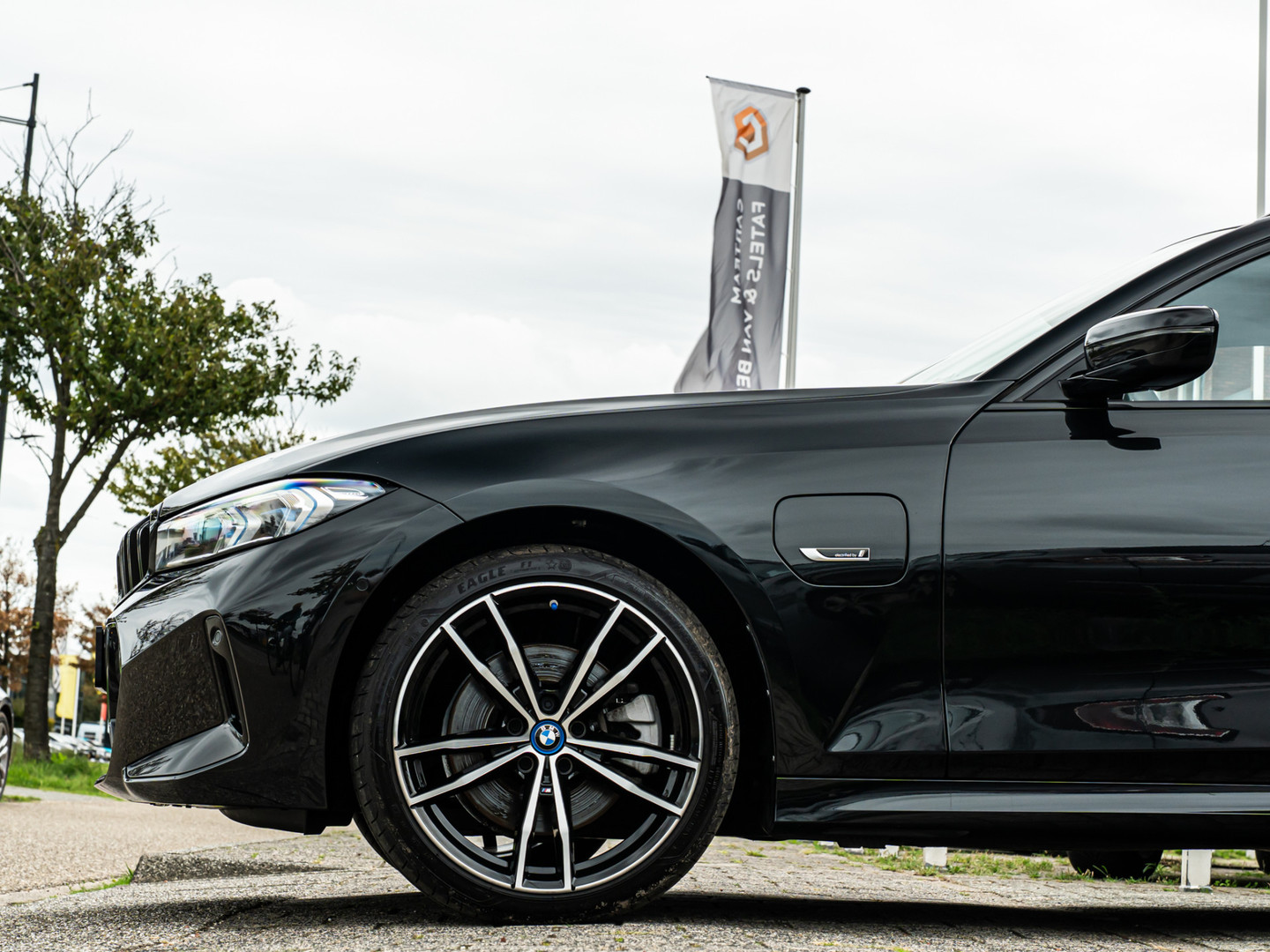 BMW BMW