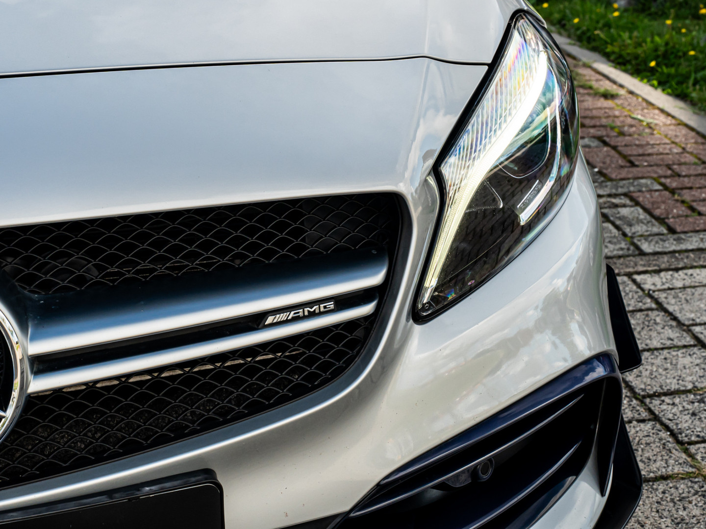 Mercedes-Benz